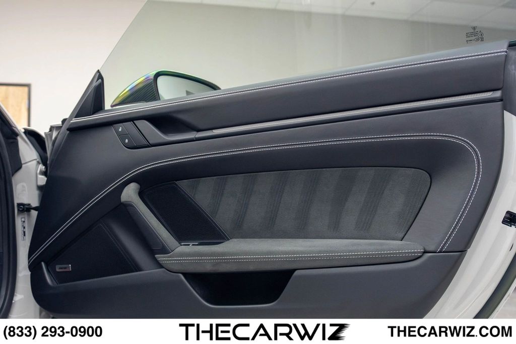 2022 Porsche 911