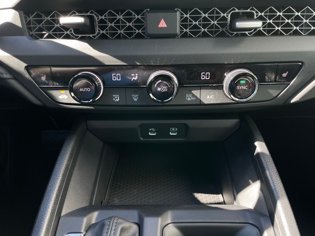 2025 Honda Accord SE 18