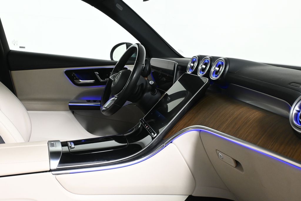Thumbnail: 2023 Mercedes-Benz GLC - 30