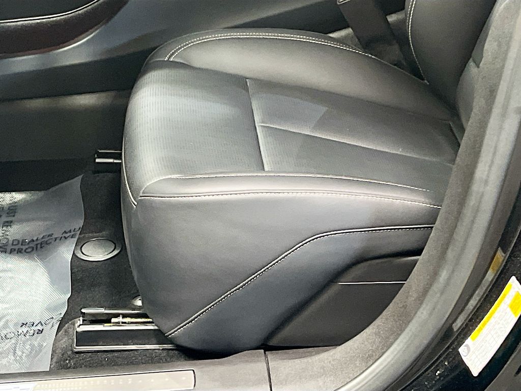 Used 2025 Black Raven Cadillac Sport 2 image 19