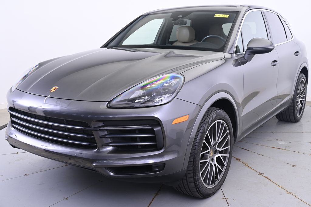 Thumbnail: 2020 Porsche Cayenne - 1