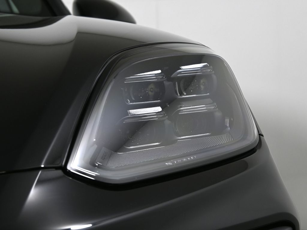 Thumbnail: 2026 Porsche  - 11