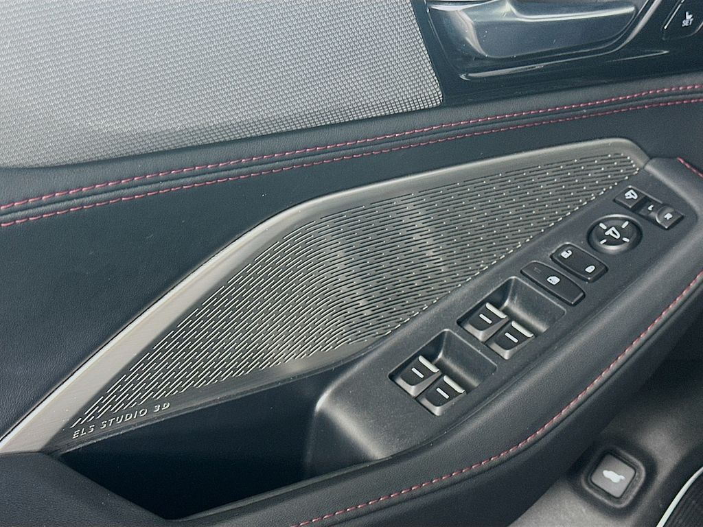 used 2023 Acura MDX car, priced at $40,299