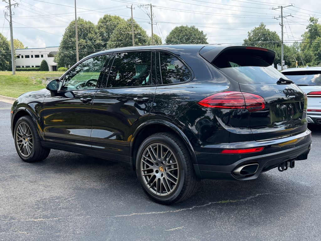Thumbnail: 2017 Porsche Cayenne - 5