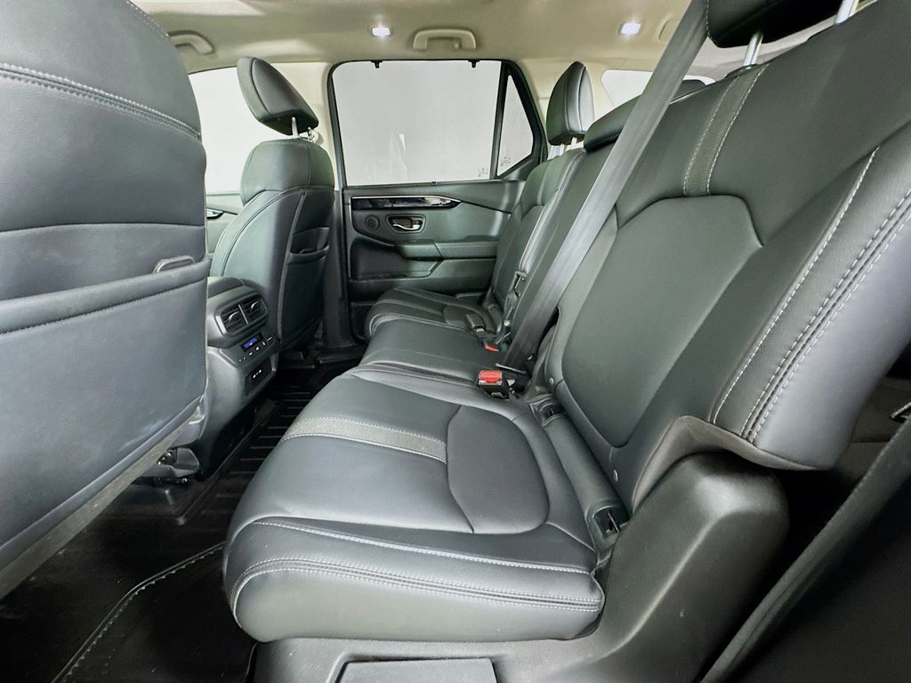 Used Car 2024 Honda Pilot  Touring For Sale Under $50,000 In Austin, Texas