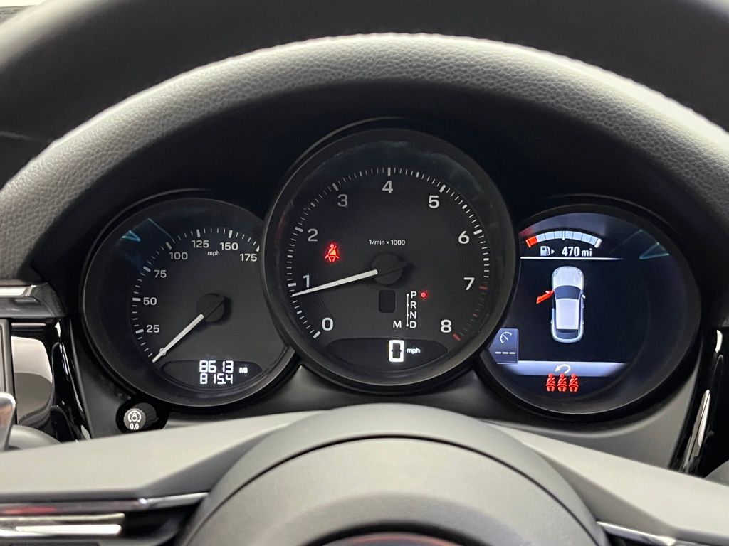 Thumbnail: 2025 Porsche Macan - 11