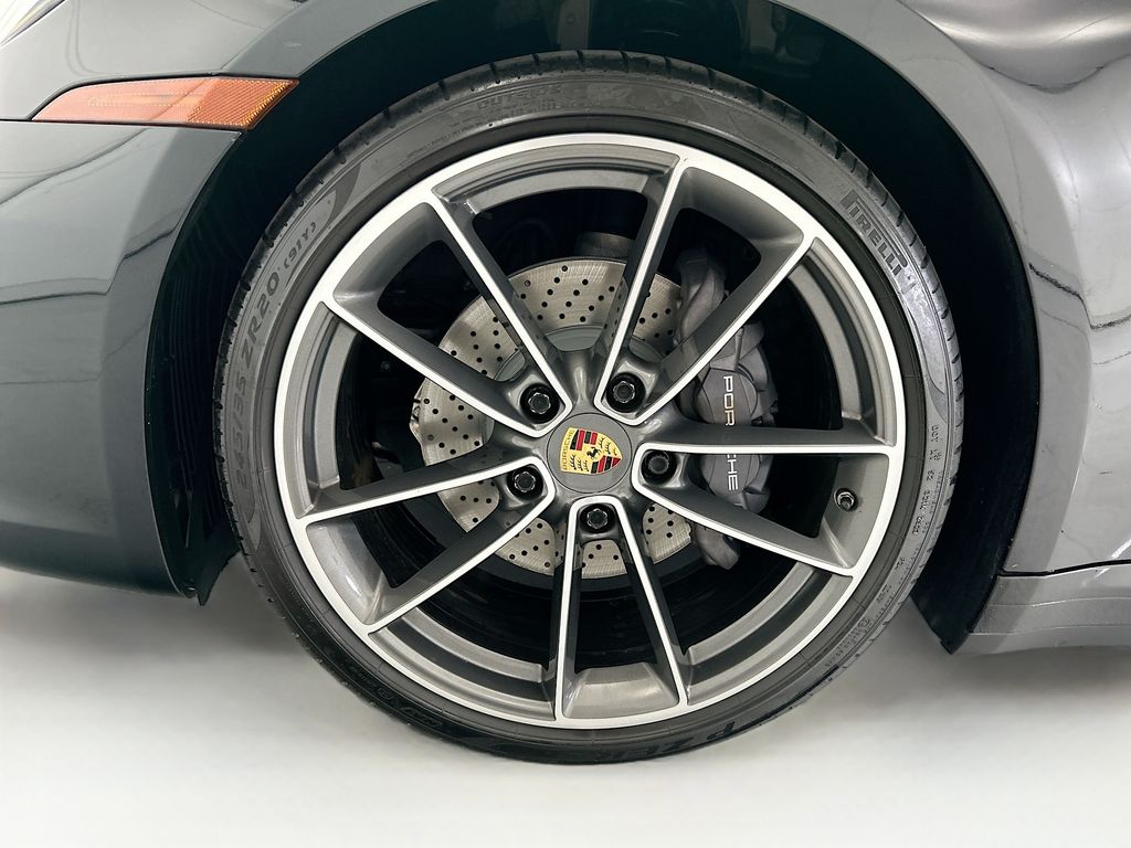 Thumbnail: 2020 Porsche 911 - 27