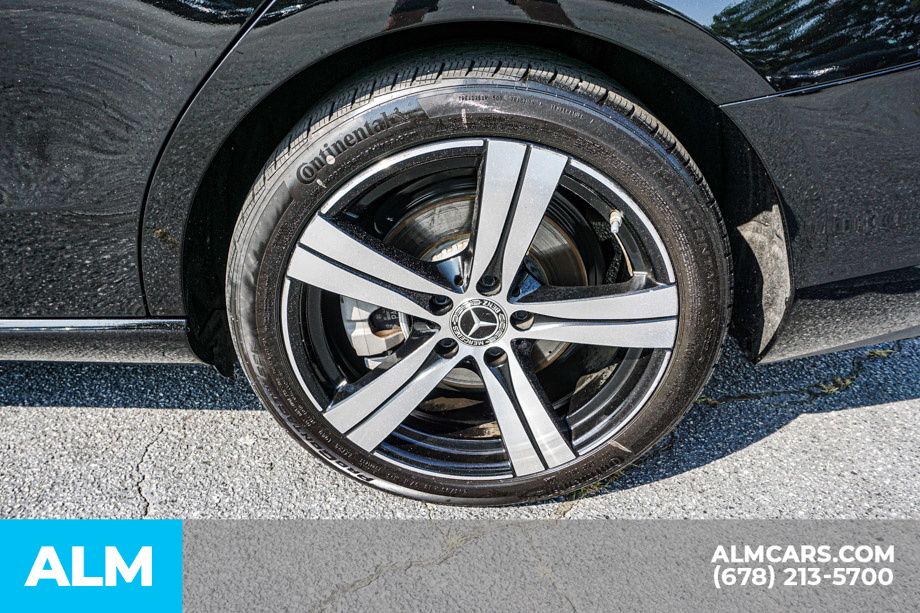 Used 2025 Black Mercedes-Benz C 300 image 16