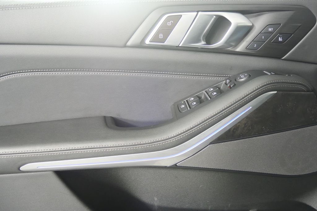 Thumbnail: 2024 BMW X5 - 9