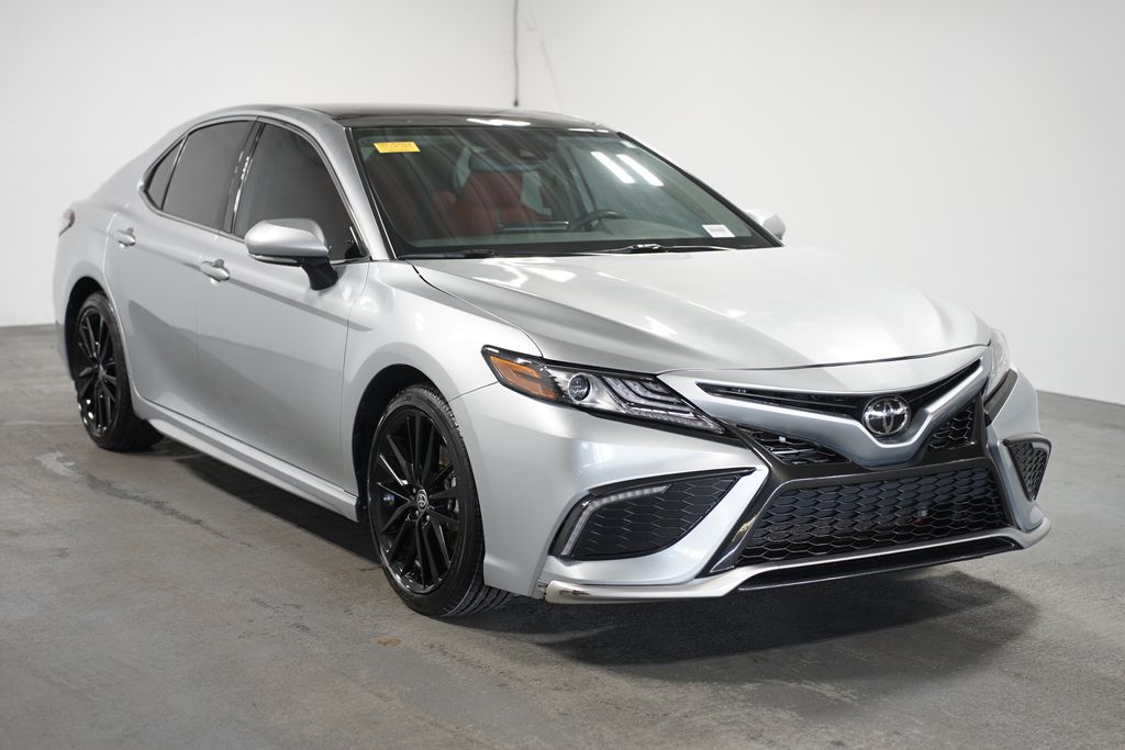 2023 Toyota Camry XSE 3