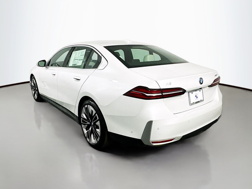 2025 BMW i5 eDrive40 7