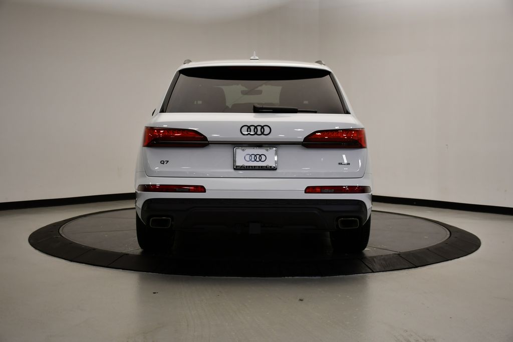Thumbnail: 2026 Audi Q7 - 4