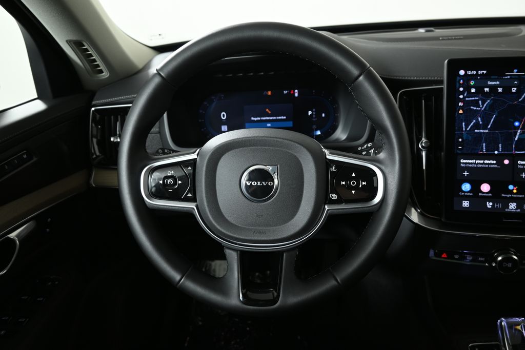 Thumbnail: 2025 Volvo XC90 - 17