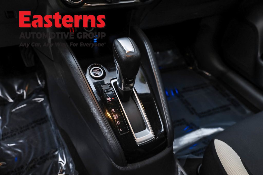 Used 2021 Gray Nissan 1.6 SV image 13