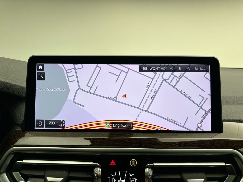 Thumbnail: 2025 BMW X4 - 17