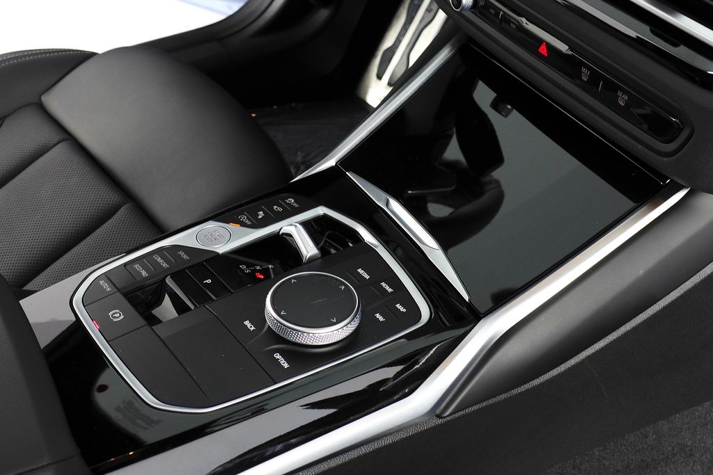 Thumbnail: 2023 BMW 2 Series - 16