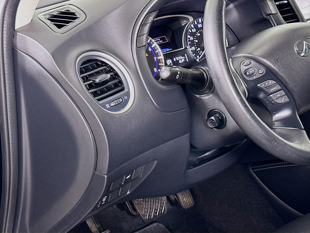 Thumbnail: 2019 INFINITI QX60 - 10