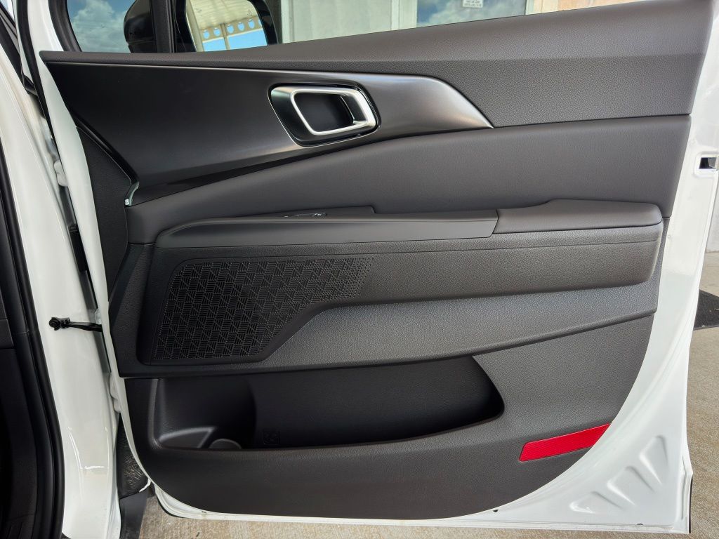 2026 Kia Carnival Hybrid SX White at Community Kia