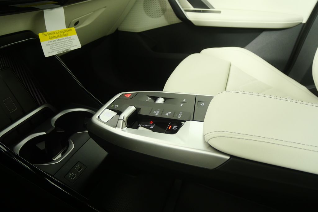 Thumbnail: 2026 BMW X1 - 21