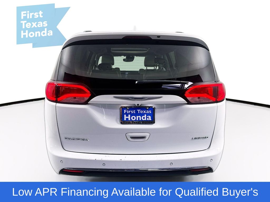 Used Car 2019 Chrysler Pacifica  Limited For Sale Under $20,000 In Austin, Texas