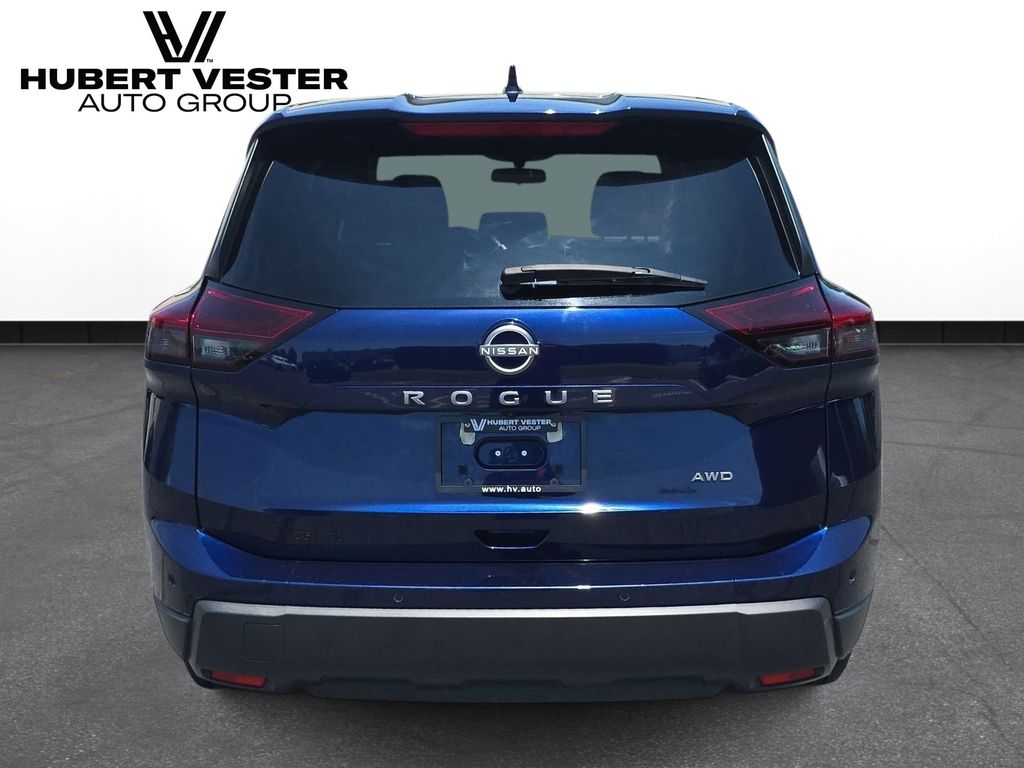 Used 2025 Nissan Rogue SUV