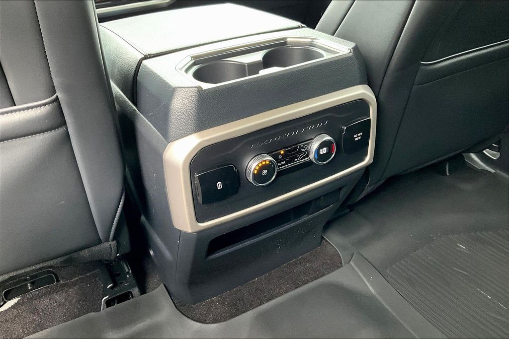 2023 Ford Expedition XLT - 10
