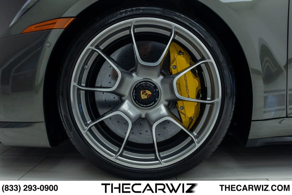2023 Porsche 911