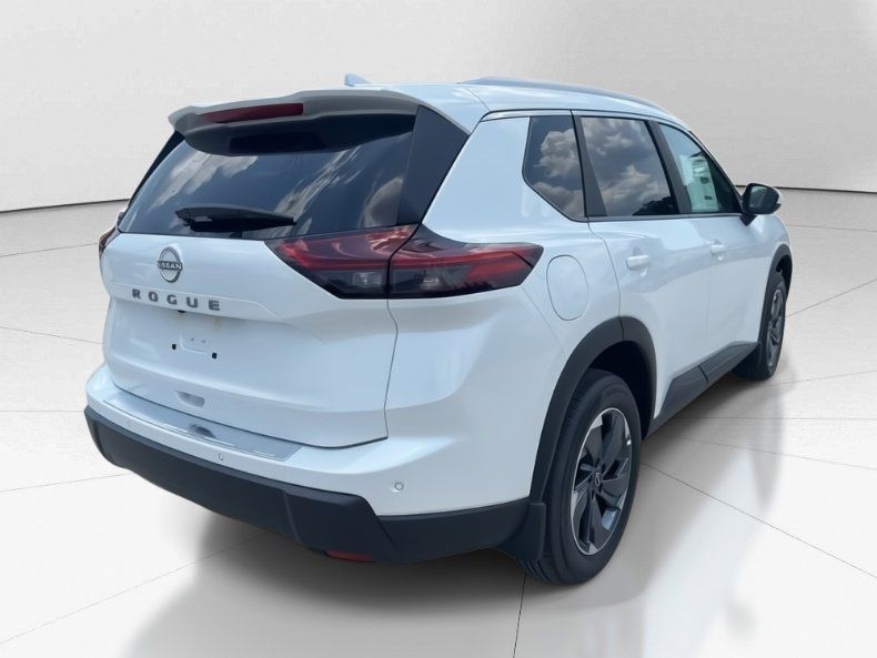2025 Everest White Pearl Nissan Rogue SV FWD SUV