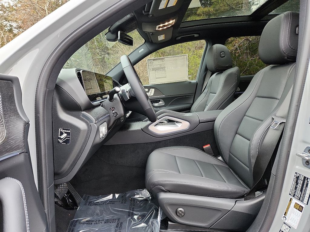 Thumbnail: 2026 Mercedes-Benz GLE - 9