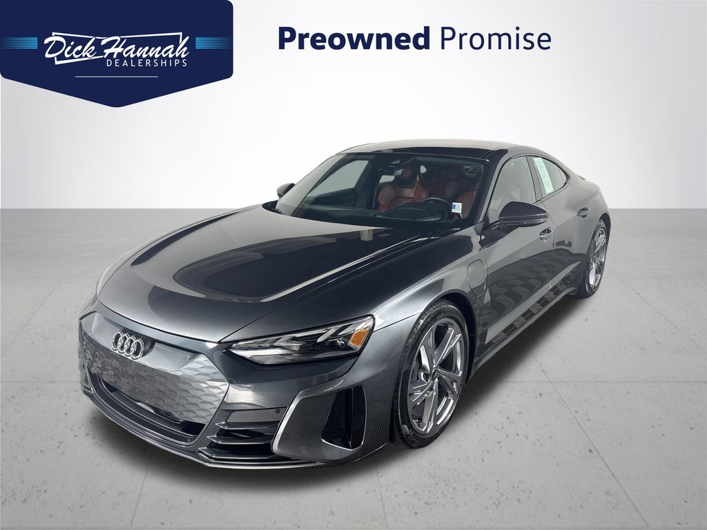 2024 Audi e-tron GT Premium Plus