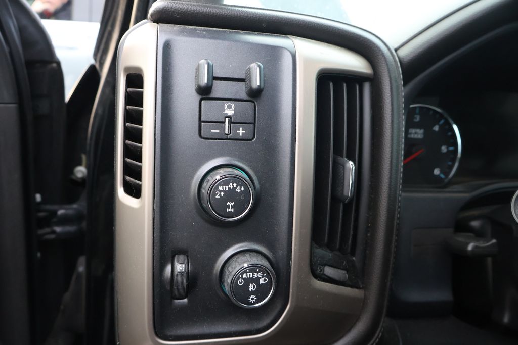 Thumbnail: 2018 GMC Sierra 1500 - 11