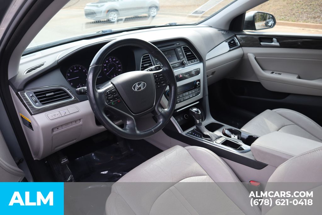 Used 2015 Gray Hyundai Limited image 10
