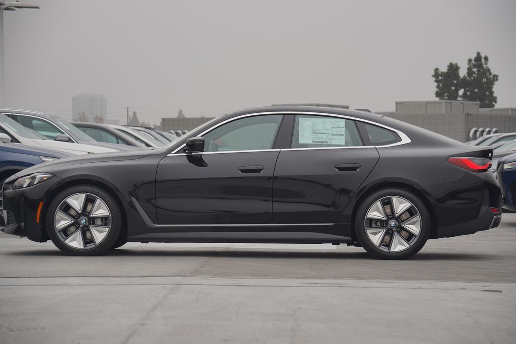 2025 BMW i4 eDrive40 4