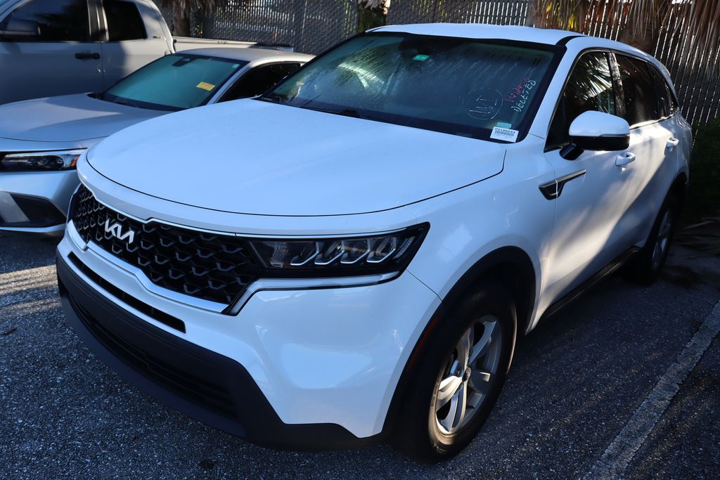 Thumbnail: 2023 Kia Sorento - 2