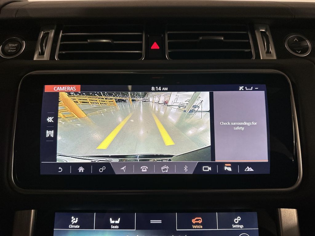 Thumbnail: 2019 Land Rover Range Rover - 21