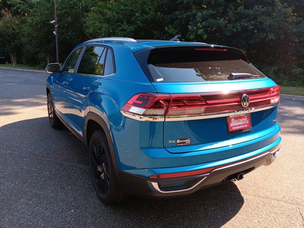 2024 Volkswagen Atlas Cross Sport 2.0T SE w/Technology 3