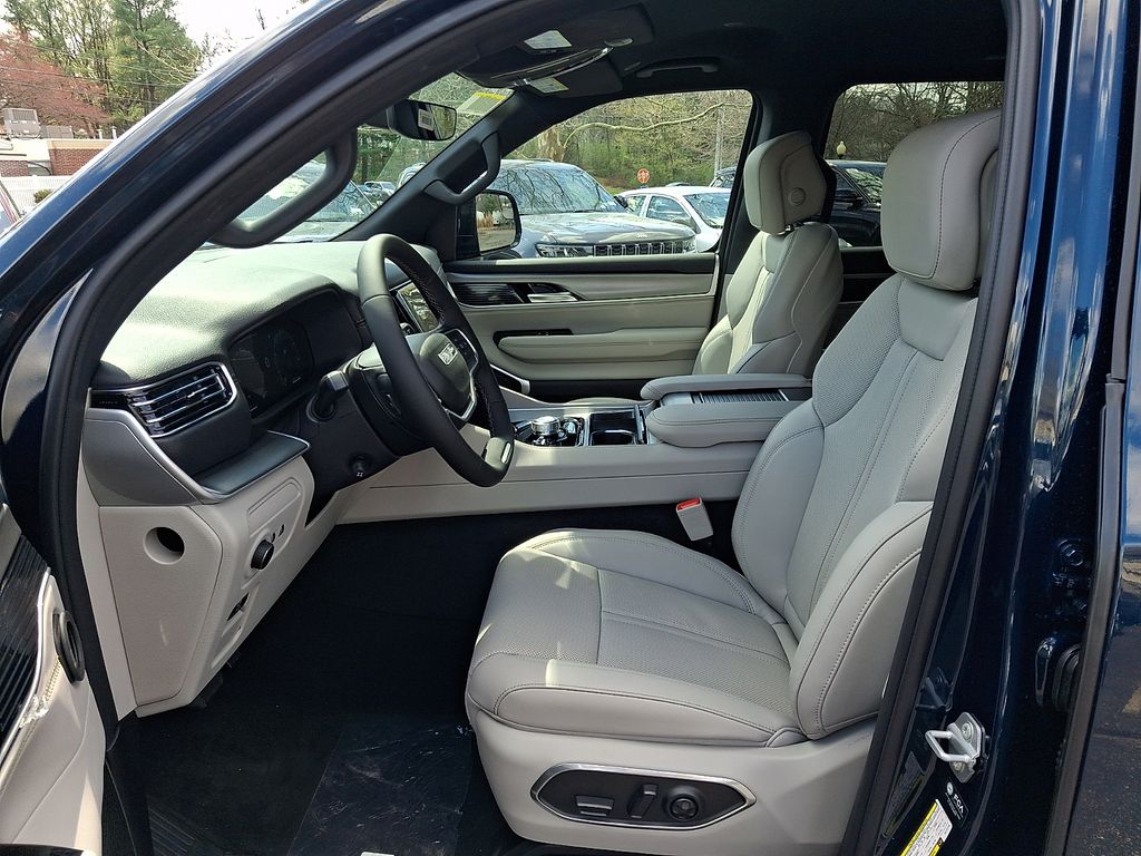 New 2026 Jeep Grand Wagoneer SUV