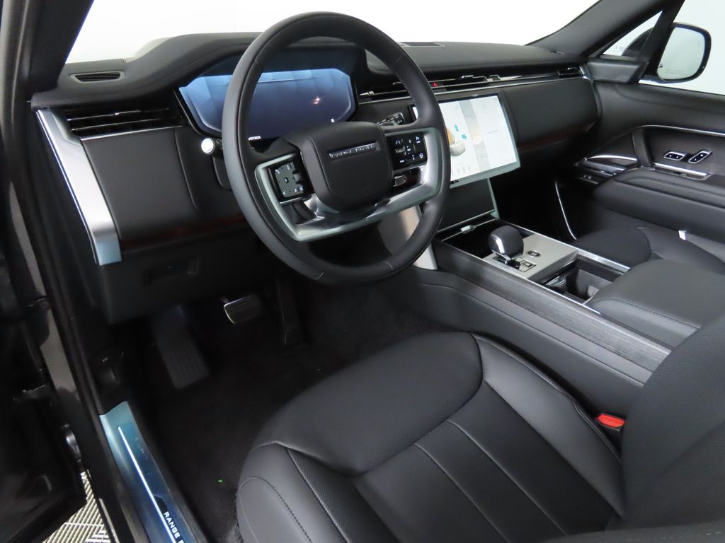 Thumbnail: 2025 Land Rover Range Rover - 9