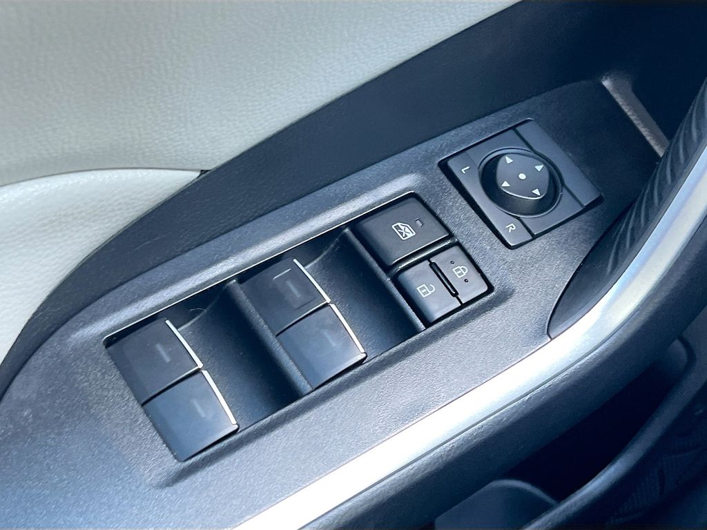 Used 2024 Blueprint Toyota XLE Premium image 17