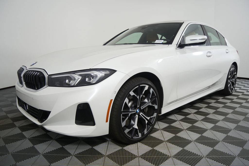 Thumbnail: 2025 BMW 3 Series - 8