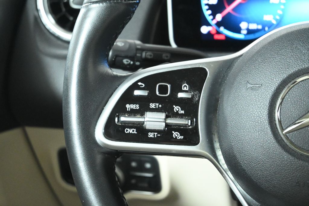 2021 Mercedes-Benz GLB 250 17