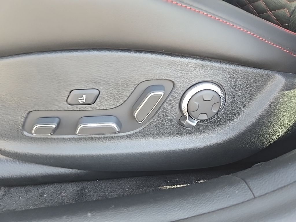 2025 Genesis G80 3.5T 19