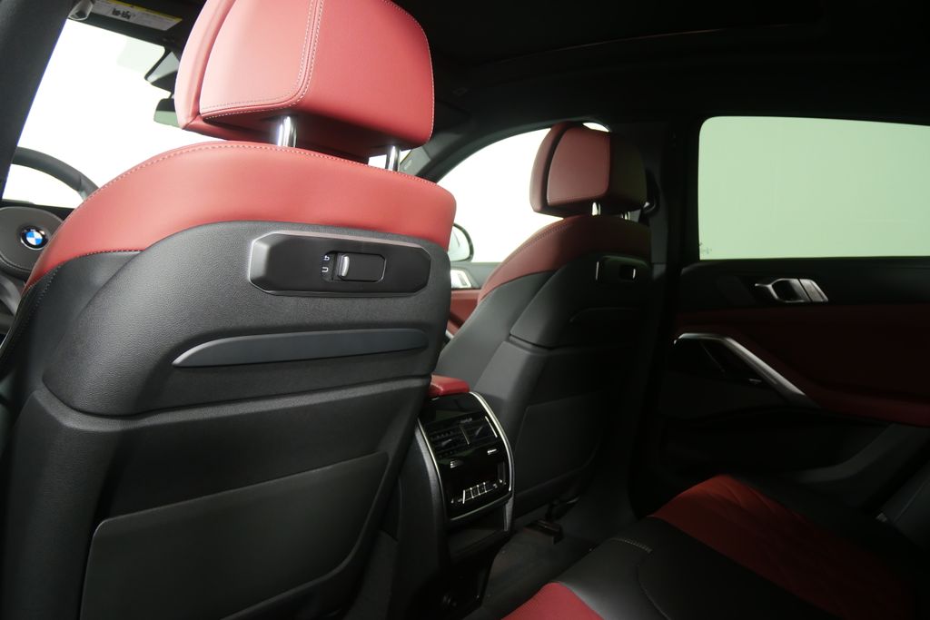 Thumbnail: 2026 BMW X6 - 17