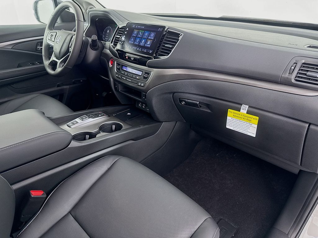 2025 Honda Ridgeline RTL photo