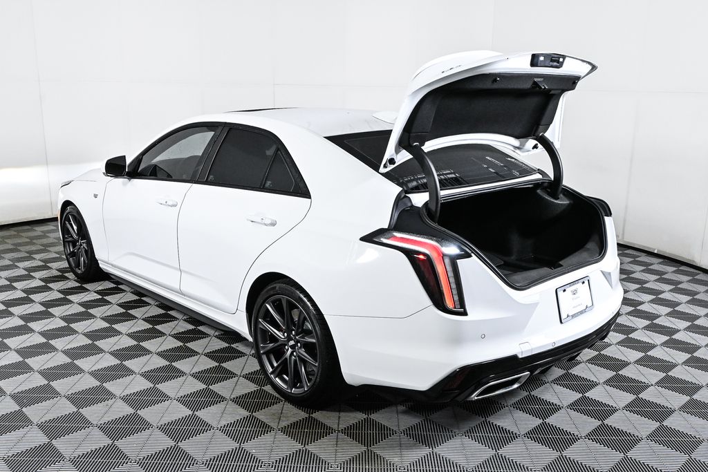 2024 Cadillac CT4 Sport 29