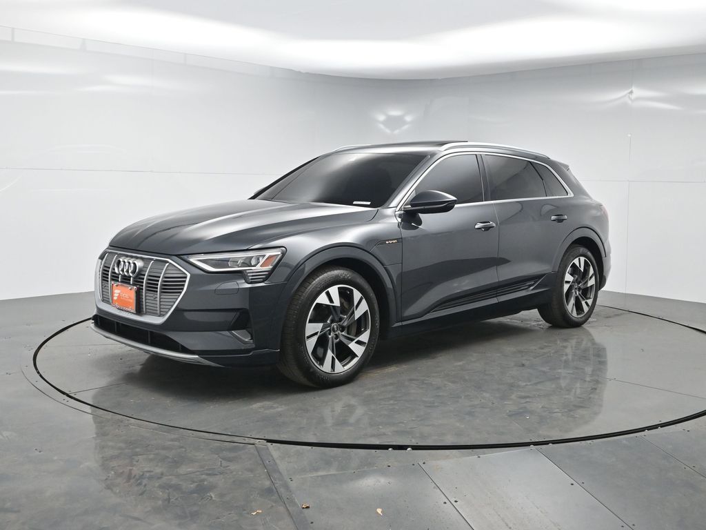  2022 Audi e-tron Premium quattro AWD   