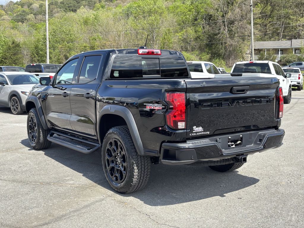 View vehicle photo 6