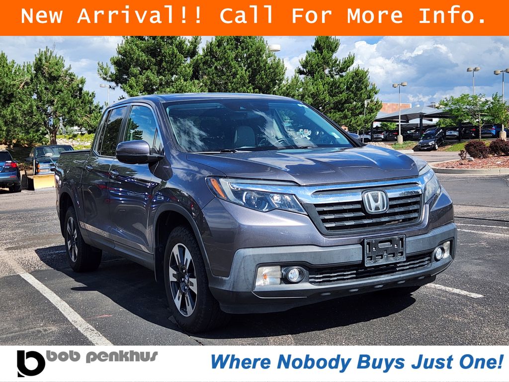 Gray (Modern Steel Metallic) 2020 Honda Ridgeline Pickup Truck All-Wheel Drive 9-Speed Automatic
