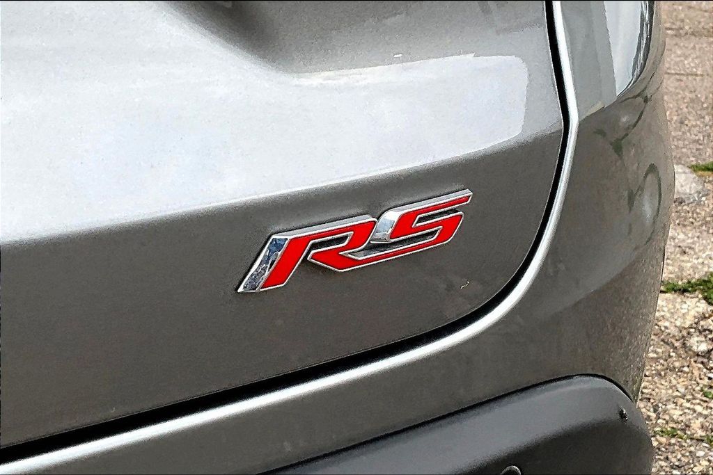 Used 2025 Chevrolet Trax SUV