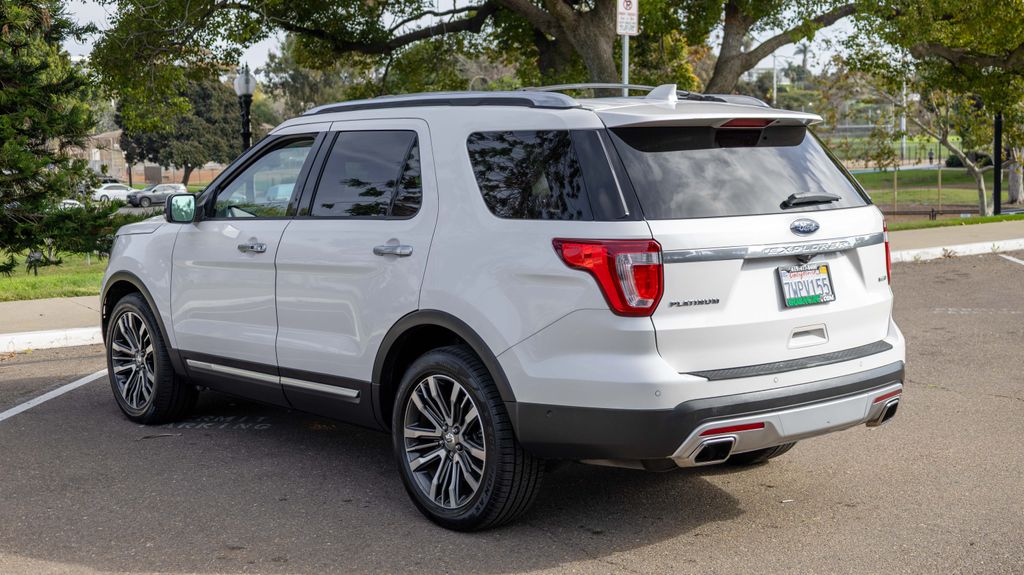 Used 2016 Ford Explorer Platinum 4D Sport Utility